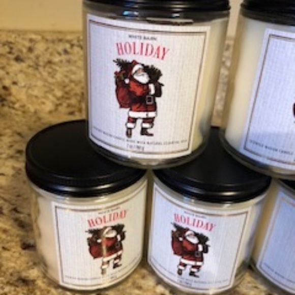 *HOST PICK* Bath & Body Works Holiday Single Wick Candle Bundle *NEW* - Picture 1 of 4